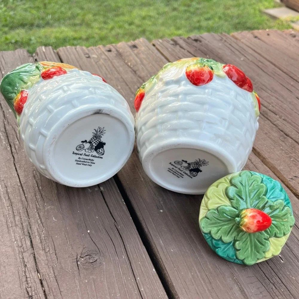 Corner Ruby Tropical Fruit Collection Creamer and Sugar Bowl Set‎ Hand Painted